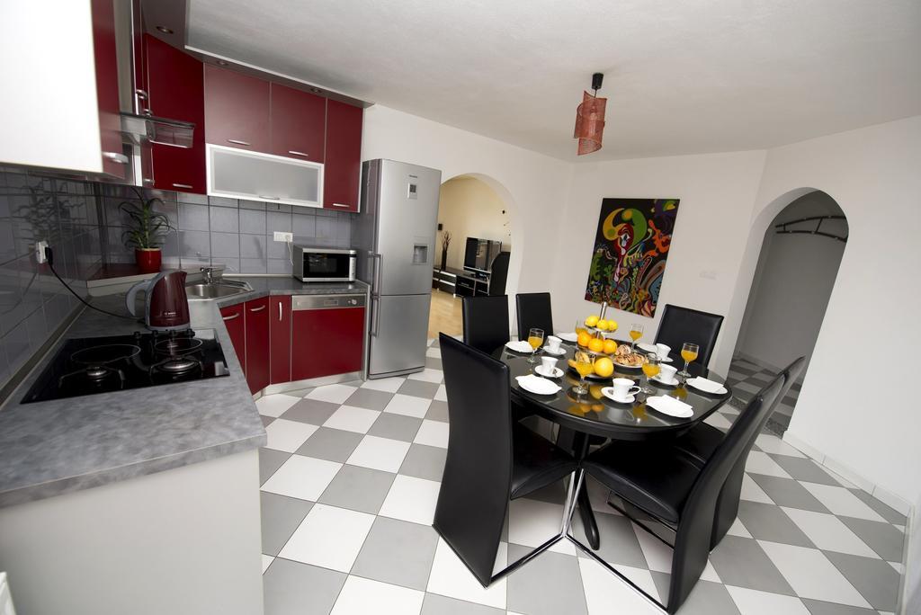 Apartments Meri Trogir Pokoj fotografie